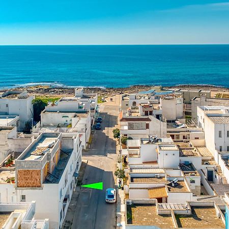 B&B Il Comandante A 100 M Dalla Spiaggia Torre San Giovanni Ugento Exterior foto