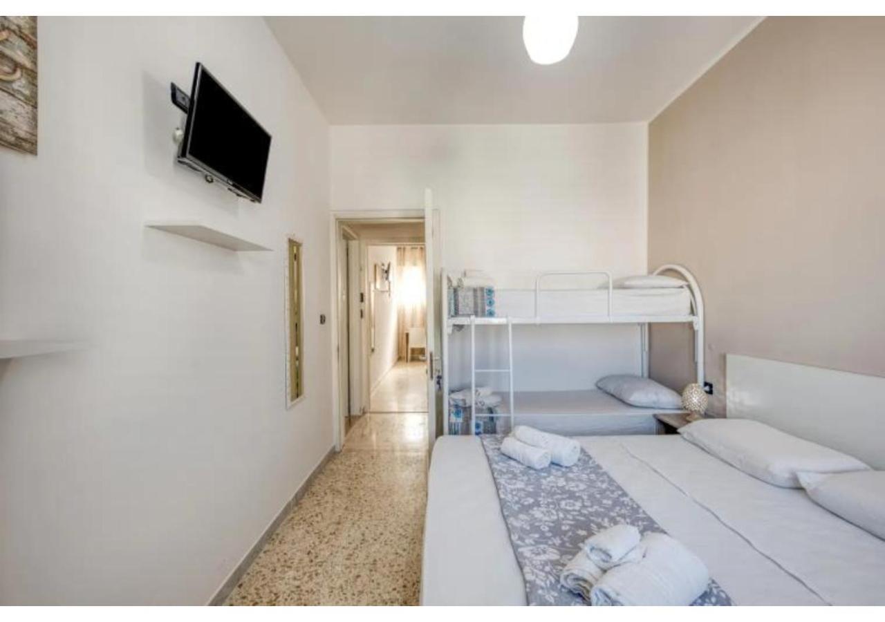 B&B Il Comandante A 100 M Dalla Spiaggia Torre San Giovanni Ugento Exterior foto