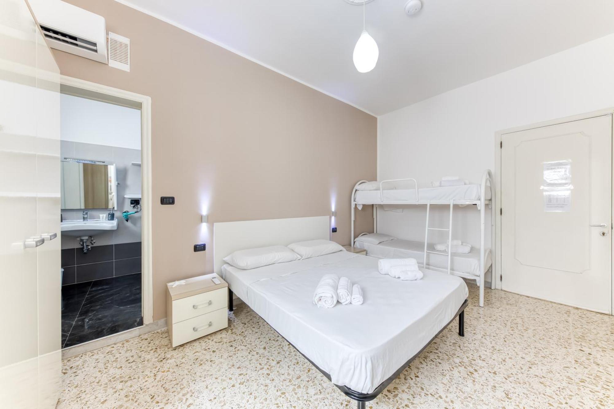 B&B Il Comandante A 100 M Dalla Spiaggia Torre San Giovanni Ugento Exterior foto